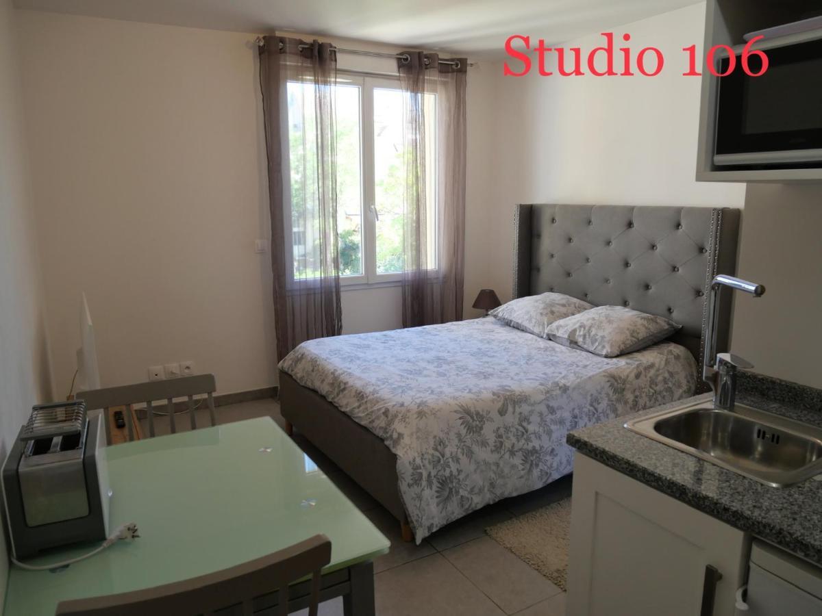 Studio A 300 M De La Gare De Mantes-La-Jolie Εξωτερικό φωτογραφία